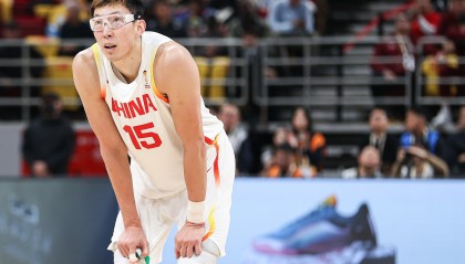 世界杯高清观看-周琦：一旦我们比分落后很难有平稳心态 都想靠个人能力解决问题